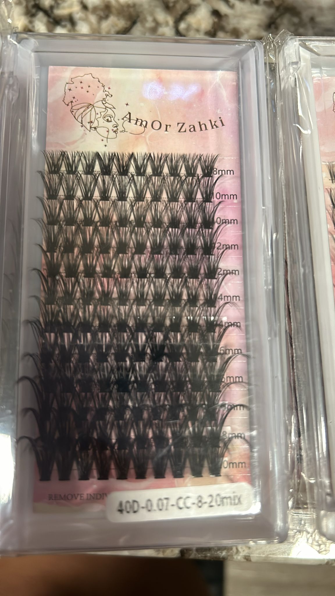 CLUSTER LASHES