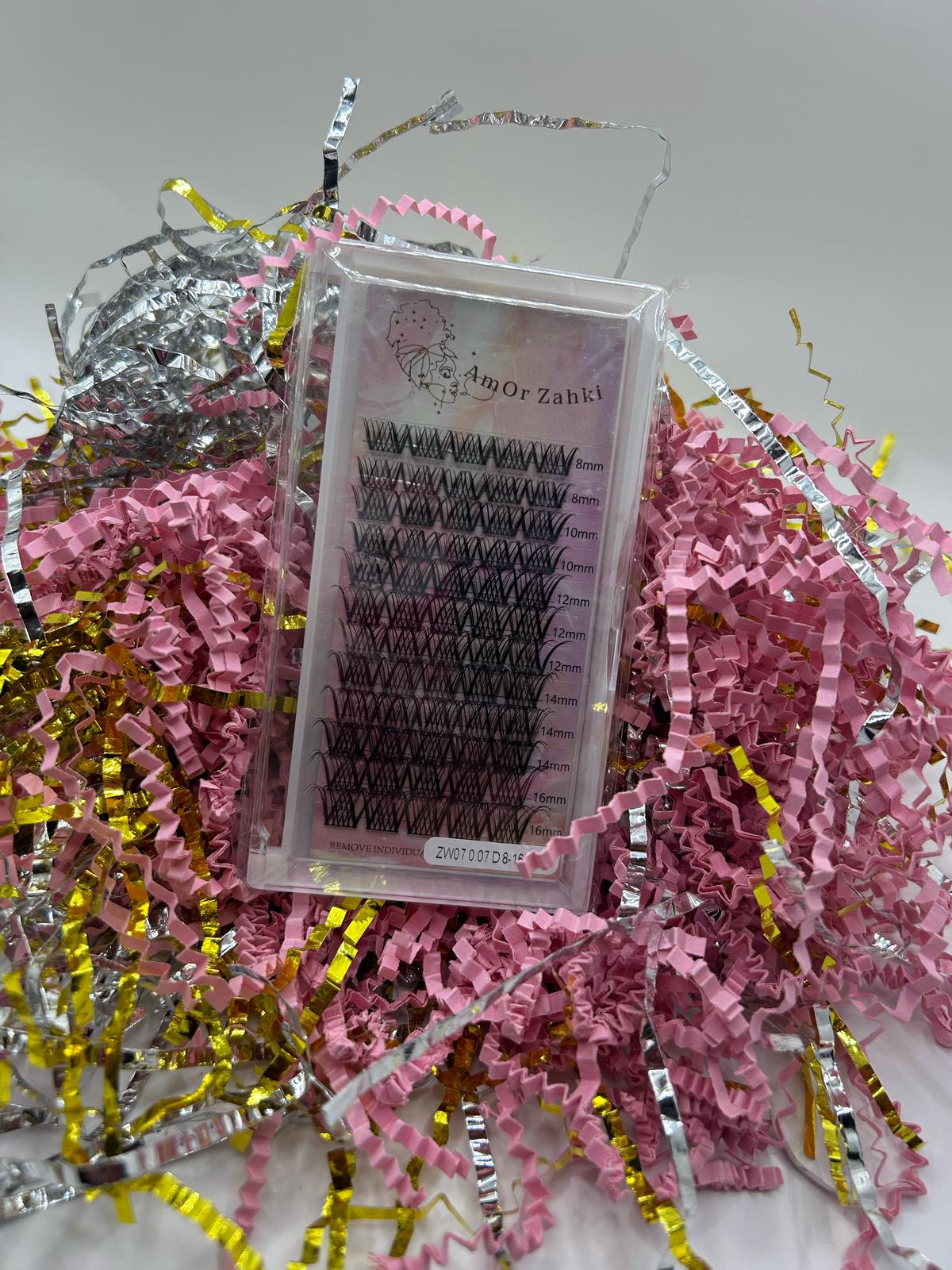 CLUSTER LASHES
