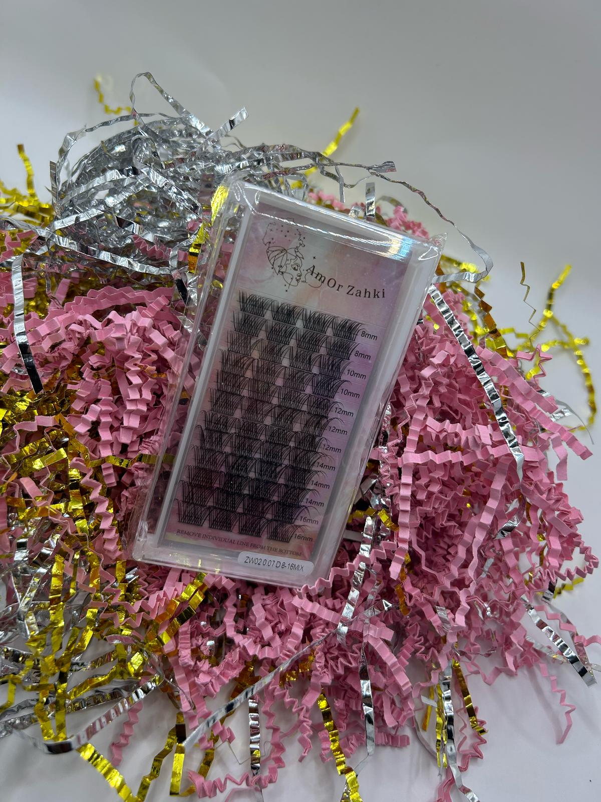 CLUSTER LASHES