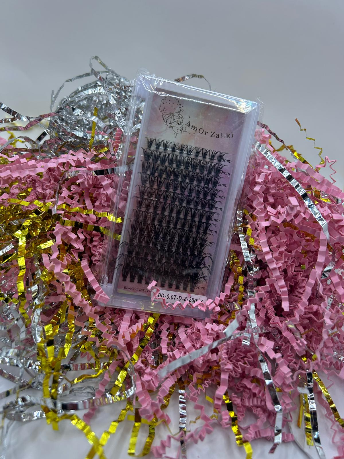 CLUSTER LASHES